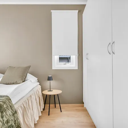 Polar Nights Cozy Hideaway L Free Parking *